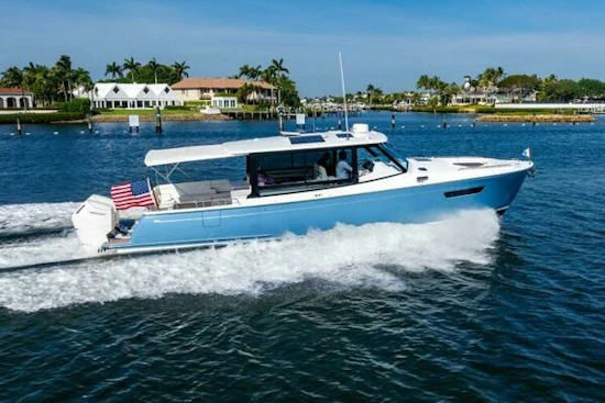 MJM 4 Yacht For Sale