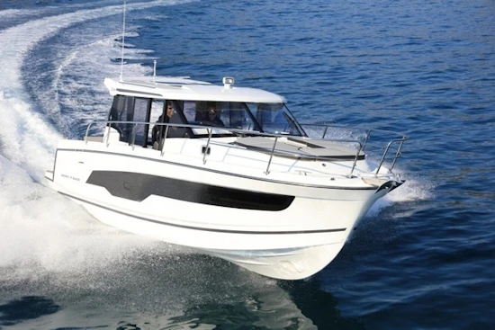 Jeanneau NC 1095 Coupe Yacht For Sale