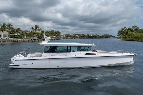 Axopar 45 XC Cross Cabin Yacht For Sale