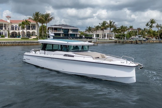 Axopar 45 XC Cross Cabin Yacht For Sale