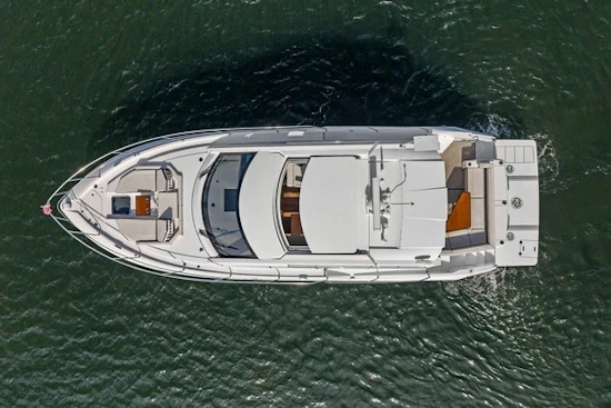 Cruisers Yachts 46 CANTIUS Yacht For Sale