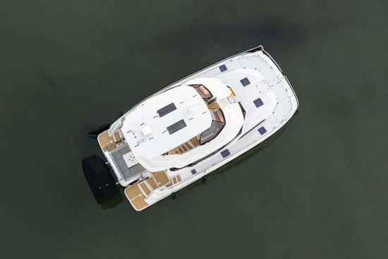 Aquila 44 Yacht For Sale