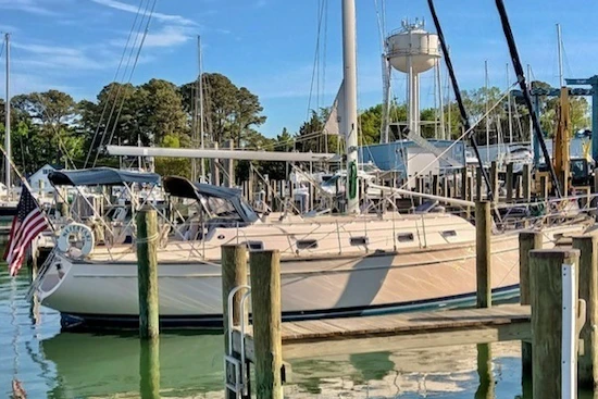 Island Packet  Yacht For Sale