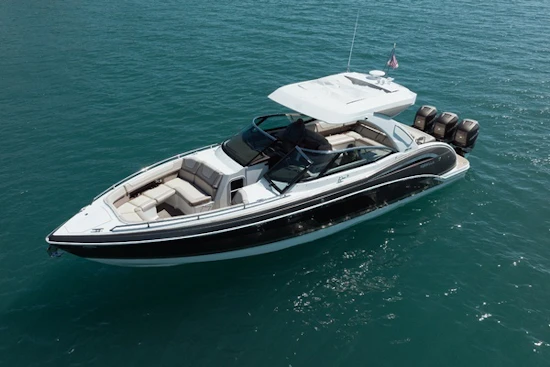 Formula 350 Crossover Bowrider Yacht For Sale