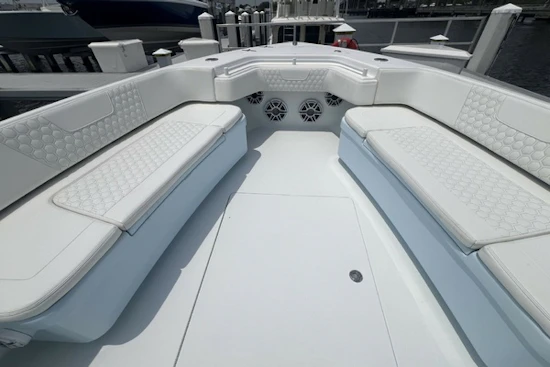 Contender Center Console Yacht For Sale