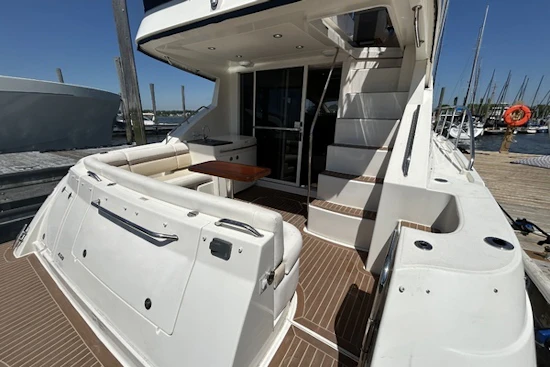 Sea Ray 450 Sedan Bridge Yacht For Sale