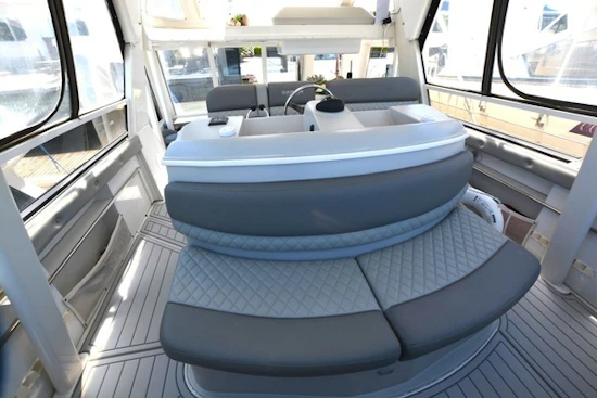 Carver 504 Cockpit Motoryacht Yacht For Sale