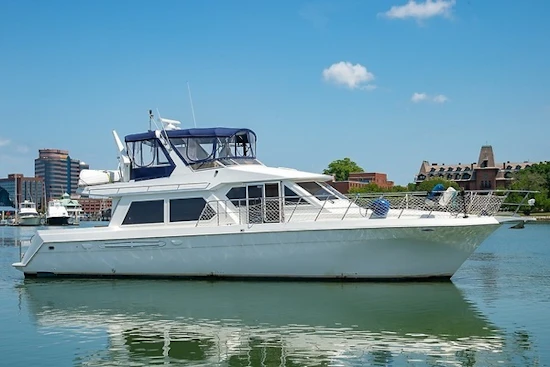 Navigator 5300 Yacht For Sale