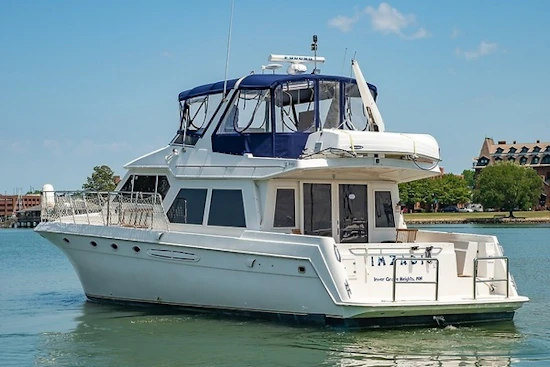 Navigator 5300 Yacht For Sale