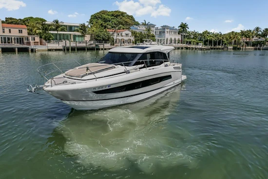 Jeanneau NC 37 Yacht For Sale