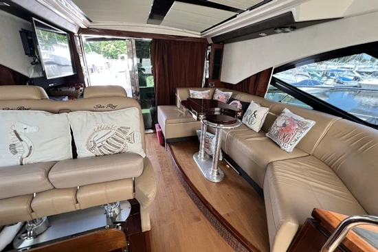 Sea Ray 510 Sundancer Yacht For Sale