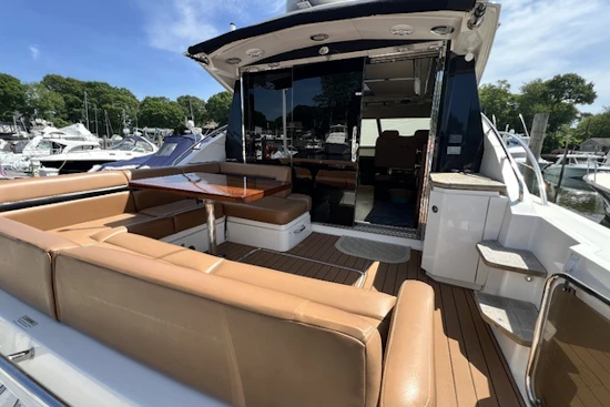 Sea Ray 510 Sundancer Yacht For Sale