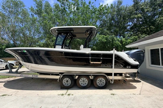 Robalo R302 Center Console Yacht For Sale