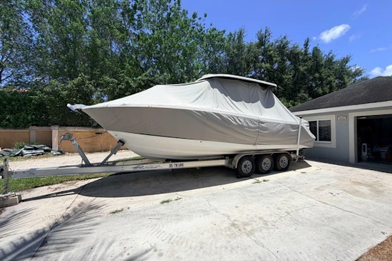 Robalo R302 Center Console Yacht For Sale