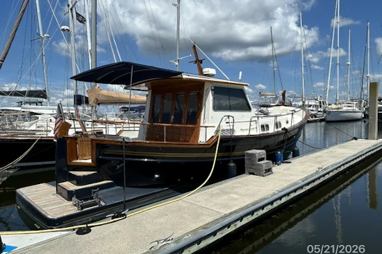 Menorquin 130 Yacht For Sale