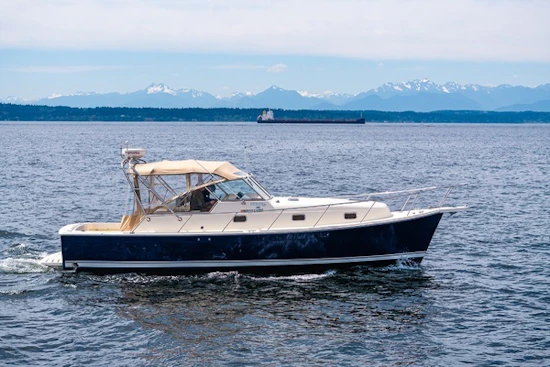 Mainship Pilot 34 Yacht For Sale