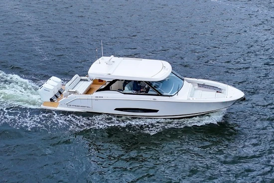 Regal LX43 Yacht For Sale