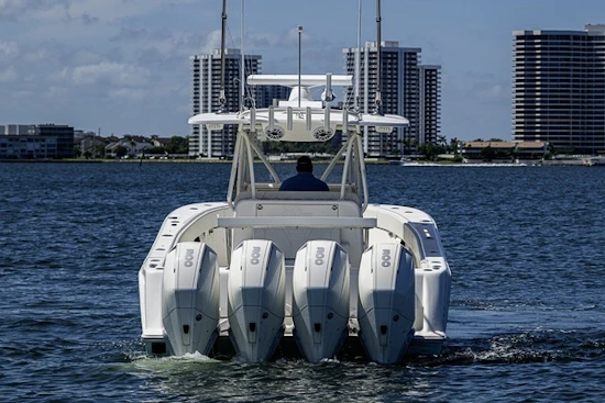 SeaVee 390B Yacht For Sale