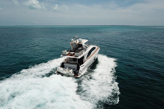 Azimut 55 Fly Yacht For Sale