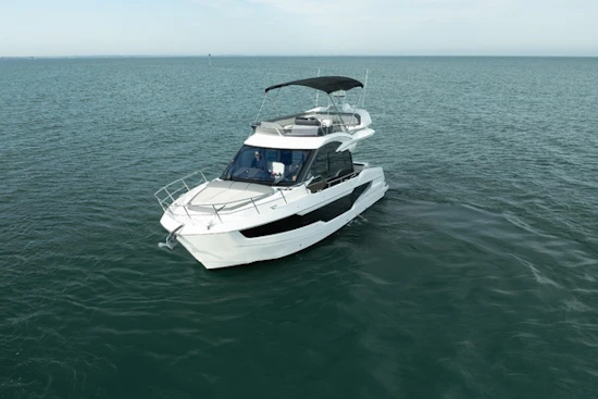 Galeon 400 Flybridge Yacht For Sale
