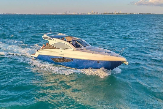 Schaefer 375 Yacht For Sale