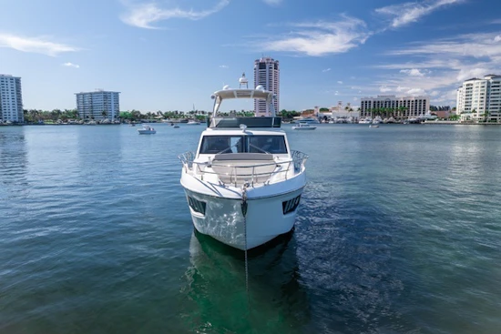 Absolute 50 Fly Yacht For Sale