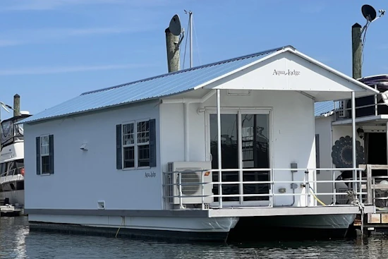Catamaran Cruisers  Yacht For Sale