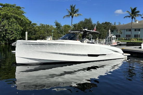 Solaris  Yacht For Sale