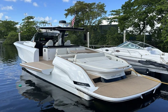 Solaris  Yacht For Sale