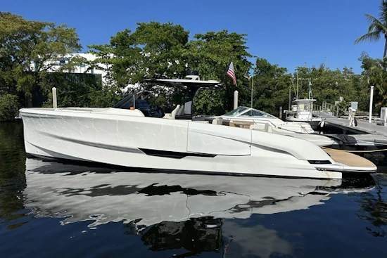 Solaris  Yacht For Sale