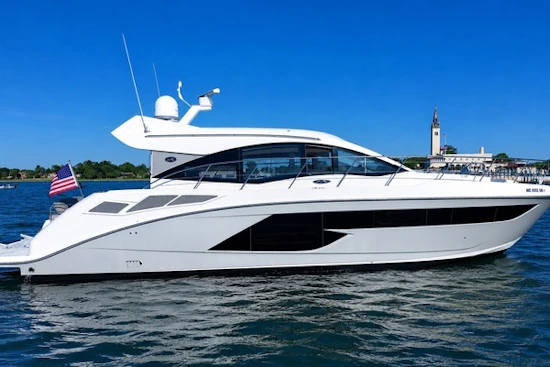 Sea Ray 520 Sundancer Yacht For Sale