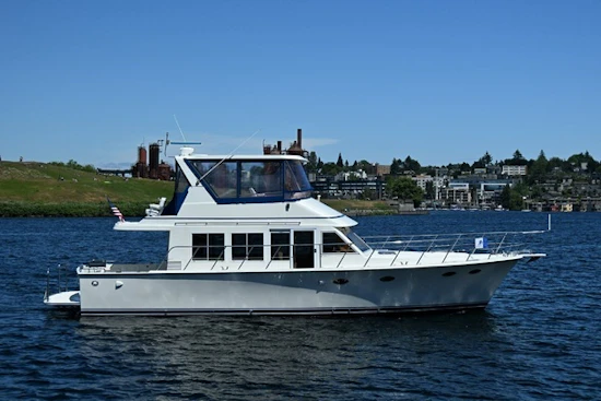 McKinna 47 Sedan Yacht For Sale