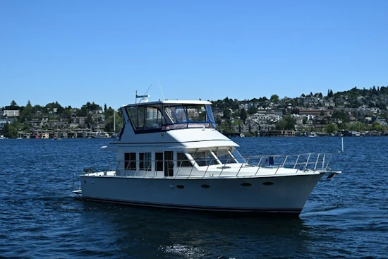 McKinna 47 Sedan Yacht For Sale