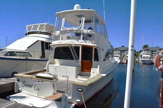 Ocean 56 Super Sport Yacht For Sale