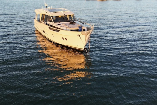 Greenline 48 Coupe Hybrid Yacht For Sale