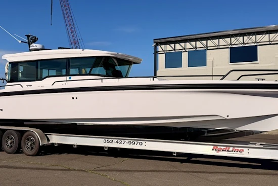 Axopar 37 XC Cross Cabin Yacht For Sale
