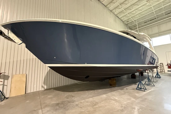 Tiara Yachts 48 LS Yacht For Sale
