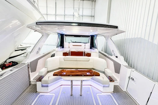 Tiara Yachts 48 LS Yacht For Sale