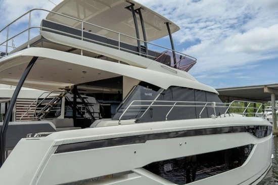 Prestige M48 Yacht For Sale