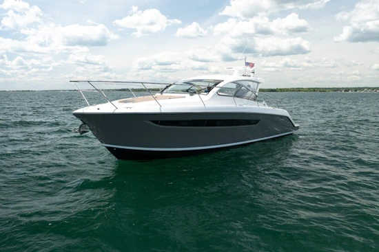 Pursuit 365i SC Yacht For Sale