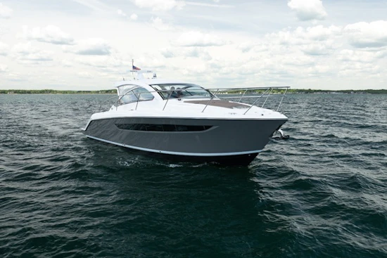 Pursuit 365i SC Yacht For Sale