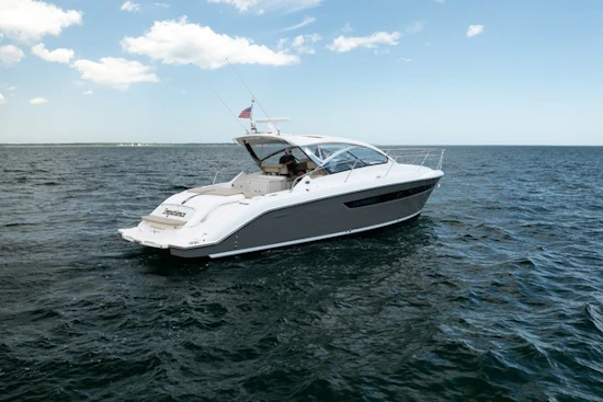 Pursuit 365i SC Yacht For Sale