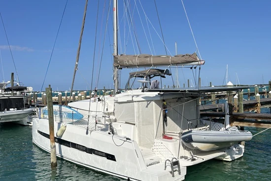Bali 4.1 Yacht For Sale