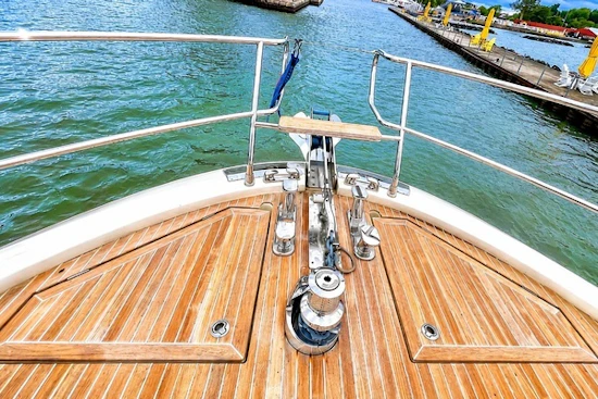 Monte Carlo MC6 Yacht For Sale
