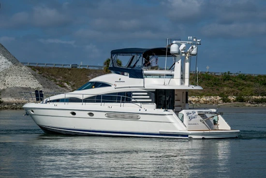 Fairline Squadron 52 Yacht For Sale