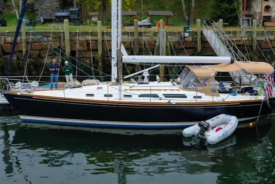 Sabre 426 Yacht For Sale