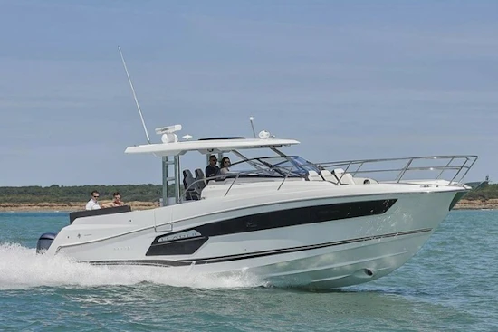 Jeanneau Leader 12.5 WA Yacht For Sale