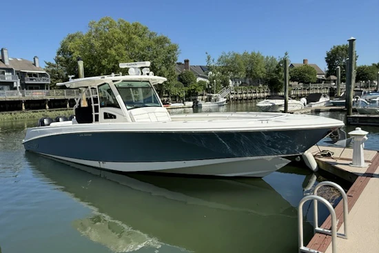 Boston Whaler  Yacht For Sale