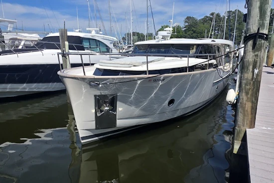 Greenline 40 Hybrid Yacht For Sale