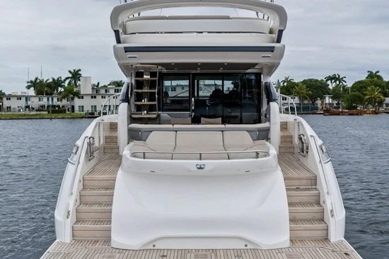 Princess S62 Sportbridge Yacht For Sale